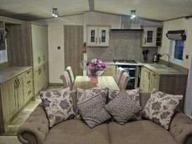 Tattershall Lakes Country Park - Holiday Accommodation 21501 - Lincolnshire - 1188006 - thumbnail photo 13
