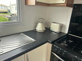 Orchards Holiday Park - Holiday Accommodation 21511 - Suffolk & Essex - 1188015 - thumbnail photo 17