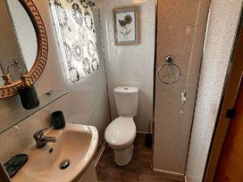 Golden Palm Resort - Holiday Accommodation 21539 - Lincolnshire - 1188021 - thumbnail photo 7