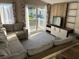 Weymouth Bay Holiday Park - Holiday Accommodation 21542 - Dorset - 1188024 - thumbnail photo 4