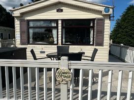 Coopers Beach Holiday Park - Holiday Accommodation 21547 - Suffolk & Essex - 1188028 - thumbnail photo 1