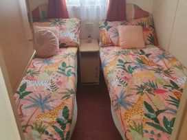 Happy Days Caravan Park - Holiday Accommodation 21548 - North Wales - 1188029 - thumbnail photo 11