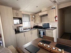 Riverside Caravan Centre - Holiday Accommodation 21556 - Kent & Sussex - 1188032 - thumbnail photo 2