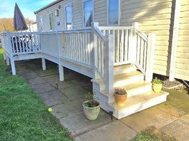Southview Holiday Park - Holiday Accommodation 21565 - Lincolnshire - 1188038 - thumbnail photo 2