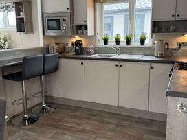 Waterside, Paignton - Holiday Accommodation 21573 - Devon - 1188044 - thumbnail photo 3