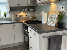 Waterside, Paignton - Holiday Accommodation 21573 - Devon - 1188044 - thumbnail photo 6