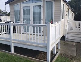 Caister Holiday Park - Holiday Accommodation 21575 - Norfolk - 1188046 - thumbnail photo 1