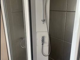 Caister Holiday Park - Holiday Accommodation 21575 - Norfolk - 1188046 - thumbnail photo 9