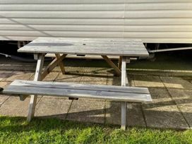 Caister Holiday Park - Holiday Accommodation 21575 - Norfolk - 1188046 - thumbnail photo 10