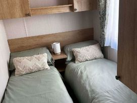 Unity Holiday Resort - Holiday Accommodation 21577 - Somerset & Wiltshire - 1188047 - thumbnail photo 2