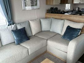 Unity Holiday Resort - Holiday Accommodation 21577 - Somerset & Wiltshire - 1188047 - thumbnail photo 6