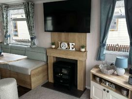Unity Holiday Resort - Holiday Accommodation 21577 - Somerset & Wiltshire - 1188047 - thumbnail photo 7