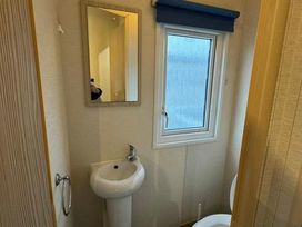 Lyons Winkups and Primrose - Holiday Accommodation 21579 - North Wales - 1188048 - thumbnail photo 8