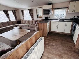 Golden Anchor Holiday Park - Holiday Accommodation 21585 - Lincolnshire - 1188051 - thumbnail photo 5