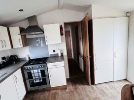 Golden Anchor Holiday Park - Holiday Accommodation 21585 - Lincolnshire - 1188051 - thumbnail photo 7