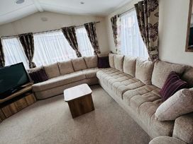 Golden Anchor Holiday Park - Holiday Accommodation 21585 - Lincolnshire - 1188051 - thumbnail photo 9