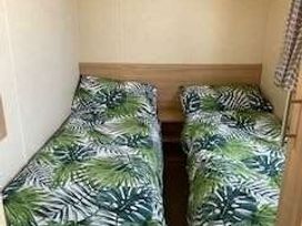 Caldecott Hall Country Park - Holiday Accommodation 21586 - Norfolk - 1188052 - thumbnail photo 4
