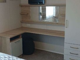 Kingfisher Caravan Park - Holiday Accommodation 21589 - Lincolnshire - 1188055 - thumbnail photo 14
