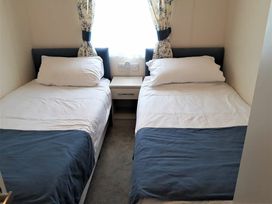 Tattershall Lakes Country Park - Holiday Accommodation 21592 - Lincolnshire - 1188058 - thumbnail photo 8