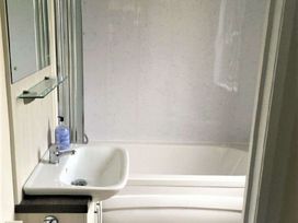 Tattershall Lakes Country Park - Holiday Accommodation 21592 - Lincolnshire - 1188058 - thumbnail photo 10