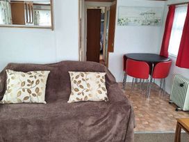 Happy Days Seaside Holiday Park - Holiday Accommodation 21593 - Lincolnshire - 1188059 - thumbnail photo 2