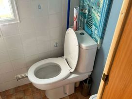 Happy Days Seaside Holiday Park - Holiday Accommodation 21593 - Lincolnshire - 1188059 - thumbnail photo 6