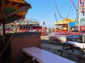 Happy Days Seaside Holiday Park - Holiday Accommodation 21593 - Lincolnshire - 1188059 - thumbnail photo 18
