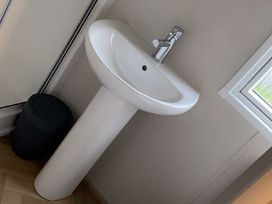 Cayton Bay Caravan Park - Holiday Accommodation 21596 - North Yorkshire (incl. Whitby) - 1188061 - thumbnail photo 8