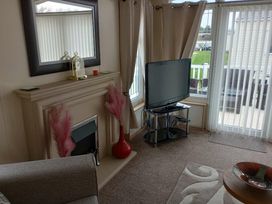 Whitehouse Leisure Park - Holiday Accommodation 21601 - North Wales - 1188064 - thumbnail photo 11