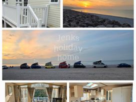 Whitehouse Leisure Park - Holiday Accommodation 21602 - North Wales - 1188065 - thumbnail photo 4
