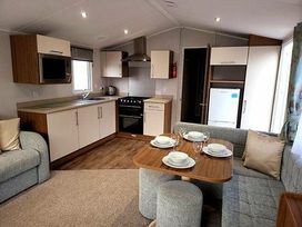 Combe Haven Holiday Park - Holiday Accommodation 21606 - Kent & Sussex - 1188068 - thumbnail photo 5