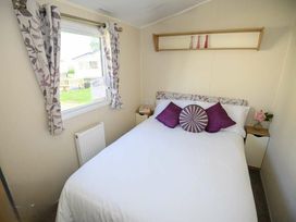 Combe Haven Holiday Park - Holiday Accommodation 21606 - Kent & Sussex - 1188068 - thumbnail photo 6