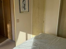 Newport Caravan Park - Holiday Accommodation 21610 - Norfolk - 1188071 - thumbnail photo 9