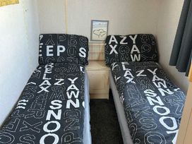 Coastfield Holiday Village - Holiday Accommodation 21617 - Lincolnshire - 1188076 - thumbnail photo 11