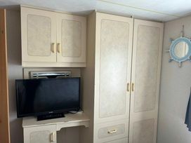Coastfield Holiday Village - Holiday Accommodation 21617 - Lincolnshire - 1188076 - thumbnail photo 12