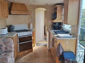 Happy Days Seaside Holiday Park - Holiday Accommodation 21619 - Lincolnshire - 1188077 - thumbnail photo 4