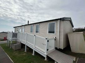 Devon Cliffs Holiday Park - Holiday Accommodation 21623 - Devon - 1188080 - thumbnail photo 13