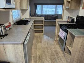 Coghurst Hall Holiday Park - Holiday Accommodation 21625 - Kent & Sussex - 1188082 - thumbnail photo 4