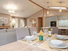 Kelling Heath Holiday Park - Holiday Accommodation 21634 - Norfolk - 1188088 - thumbnail photo 7