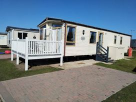 Skipsea Sands Holiday Park - Holiday Accommodation 21636 - North Yorkshire (incl. Whitby) - 1188090 - thumbnail photo 1