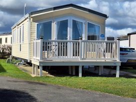 Primrose Valley Holiday Park - Holiday Accommodation 21641 - North Yorkshire (incl. Whitby) - 1188092 - thumbnail photo 1