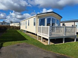 Primrose Valley Holiday Park - Holiday Accommodation 21641 - North Yorkshire (incl. Whitby) - 1188092 - thumbnail photo 2