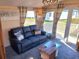 Primrose Valley Holiday Park - Holiday Accommodation 21641 - North Yorkshire (incl. Whitby) - 1188092 - thumbnail photo 8