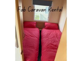 Golden Gate Holiday Centre - Holiday Accommodation 21656 - North Wales - 1188102 - thumbnail photo 3