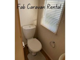 Golden Gate Holiday Centre - Holiday Accommodation 21656 - North Wales - 1188102 - thumbnail photo 4