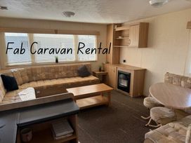 Golden Gate Holiday Centre - Holiday Accommodation 21656 - North Wales - 1188102 - thumbnail photo 7