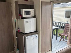 Clarach Bay Holiday Village - Holiday Accommodation 21657 - Mid Wales - 1188103 - thumbnail photo 6