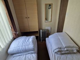 Clarach Bay Holiday Village - Holiday Accommodation 21657 - Mid Wales - 1188103 - thumbnail photo 12