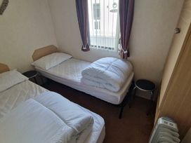 Clarach Bay Holiday Village - Holiday Accommodation 21657 - Mid Wales - 1188103 - thumbnail photo 13