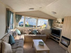 Greenacres Holiday Park - Holiday Accommodation 21664 - North Wales - 1188108 - thumbnail photo 4